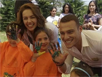 Yağmur ile Kerem'den anlamlı destek!