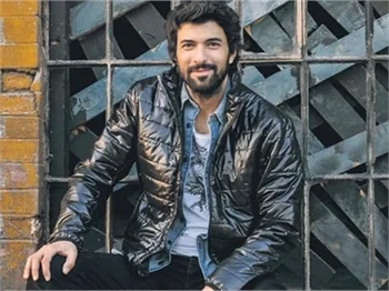 Engin Akyürek ve Tuvana Türkay aşk mı yaşıyor?