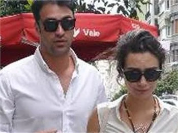 Birce Akalay ve Sarp Levendoğlu'nun nikah günü belli oldu!