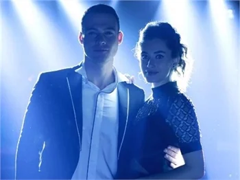 Kerem'den Zeynep'e sürpriz jest!