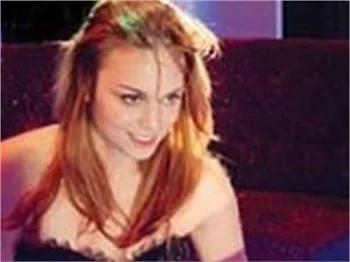 Ünlü oyuncunun striptiz itirafı