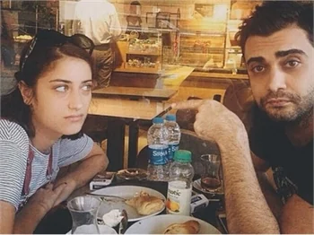 Hazal Kaya'dan eski rol arkadaşına mesaj!