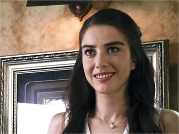 "Kiraz Nevsimi"nde Öykü, Ayaz'ı kıskanırsa neler olur?