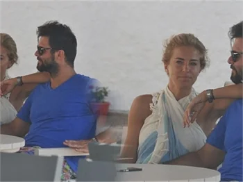 Burcu Esmersoy, Başar Savur'un ailesiyle tanıştı!