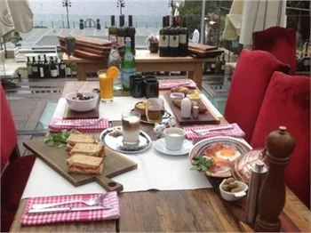 Fondue'nün keyifli adreslerinden; Swiss Restaurant
