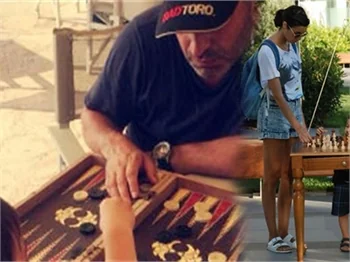 Kemal Yılmaz babayla tavla anneyle satranç oynadı!