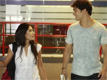 Aybüke Pusat Medcezir'de!