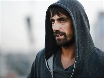 Bordo bereli İbrahim Çelikkol