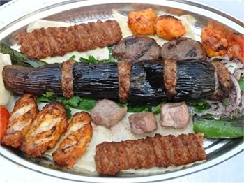 Şehrin merkezinde eğlencenin adresi; Veranda 19
