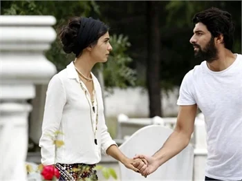Engin Akyürek ve Tuba Büyüküstün'den tüyolar!
