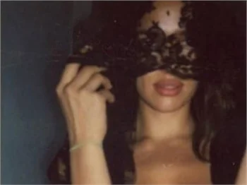 Irina Shayk'ın fotoğrafları da sızdırıldı
