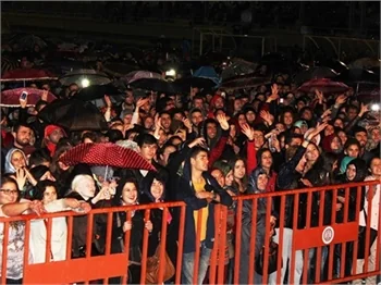 Sinan Akçıl'dan muhteşem konser!