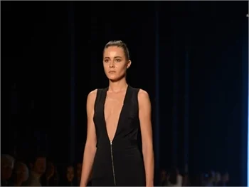 Fashion Week'te fermuar modası