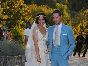 Hande Ataizi 'Aslan'ı emzirmek için minibüs aldı