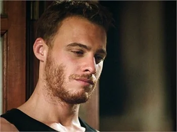 Kerem Bürsin hayranları üzülecek