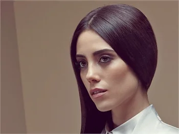 Cansu Dere'den aşk açıklaması!