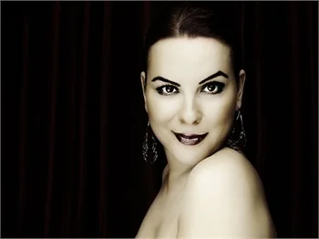 Seren Fosforoğlu babasına cevap verdi!