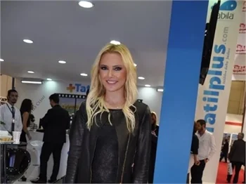 Ece Erken ile Serkan Uçar kavga etti!