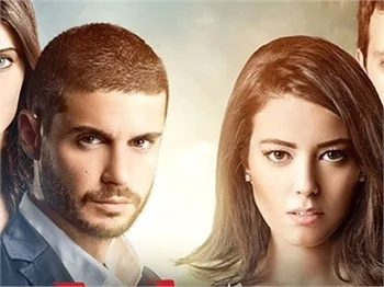 Pelin Akil’den Aşktan Kaçılmaz vedası!