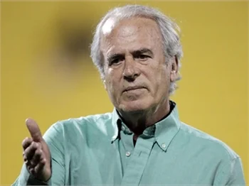 “O isim Mustafa Denizli mi?”