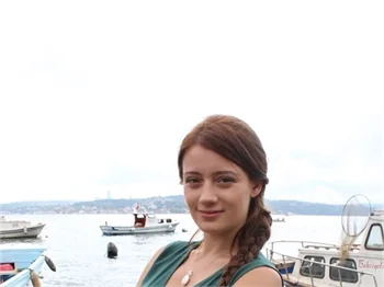Gizem Karaca kendi galasını kaçırdı!