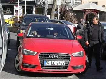 ‘Kiraz Mevsimi’nde set aşkı gerçek mi oldu?