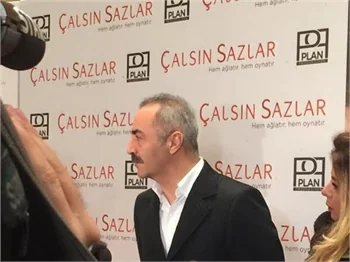'Çalsın Sazlar' filminin galasına ünlü akını!