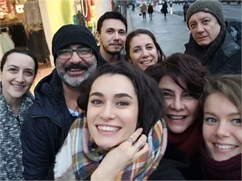Ünlü oyunculardan Berlin 'Selfie'si!