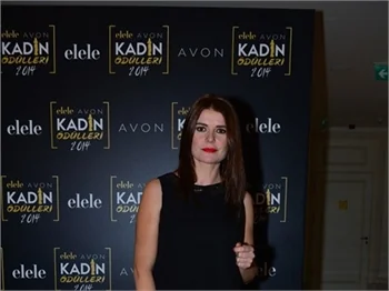 Ödül gecesine ünlü akını!