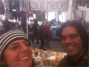 Ünlü oyuncu pazarcı oldu!