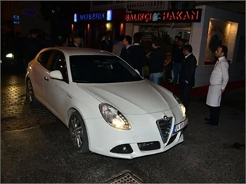 Asena Erkin'den milyonluk kaza!
