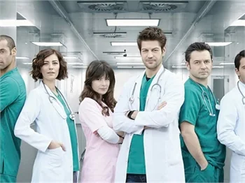 “Acil Servis” yeni fenomen dizi!