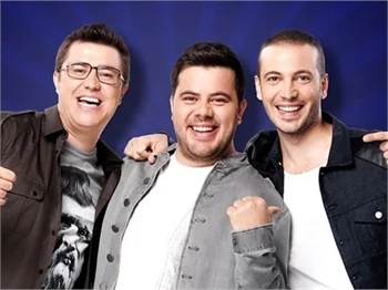 3 Adam'da büyük sürpriz!