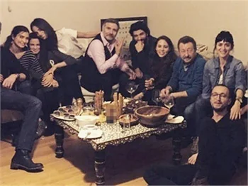 'Kara Para Aşk' ekibi bir arada!
