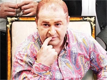 Şafak Sezer'e büyük şok!