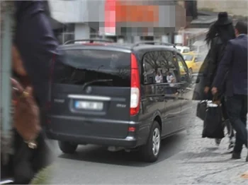 Naomi Campbell ortaya çıktı!
