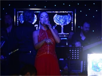 Ebru Gündeş: Alkışı çok severim