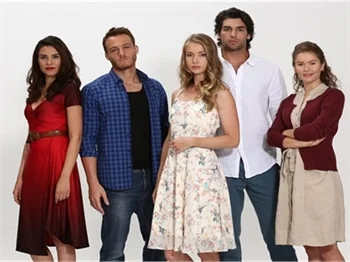 Yasemin Allen, Şeref Meselesi'nden ayrıldı!