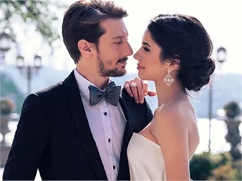 Beyza Şekerci ile Engin Hepileri'nin düğün provası!