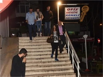 Asuman Krause'nin panik halleri!
