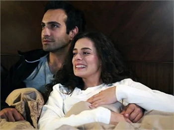 Aşk Yeniden'in  15. bölümünde neler oldu? - İzle