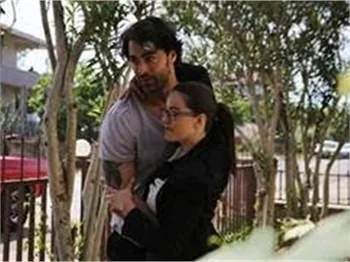 Sarp ve Pelin'den "Ne Münasebet"