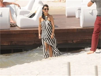 Hande Yener'in rüzgarla imtihanı!