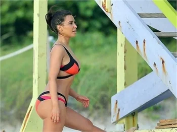 Scarlett Johansson, Kim Kardashian'ı yendi!