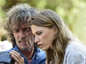Kerem Bürsin ve Serenay Sarıkaya arasında soğuk rüzgarlar