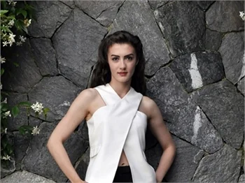 Burcu Özberk, Güneşin Kızları'nı anlattı!