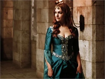 Meryem Uzerli artık esmer bomba
