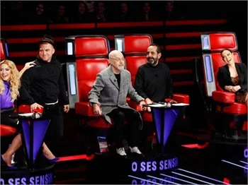 O isim 'O Ses Türkiye'de yeniden jüri koltuğuna oturuyor