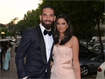 Arda Turan Gerard Pique'ye komşu oluyor