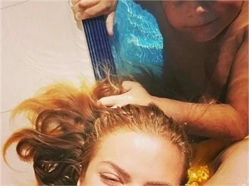 Ivana Sert'in seksi tatil kareleri
